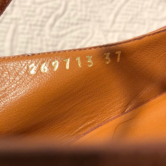 Gucci pink suede T-Strap - Picture 8 of 8